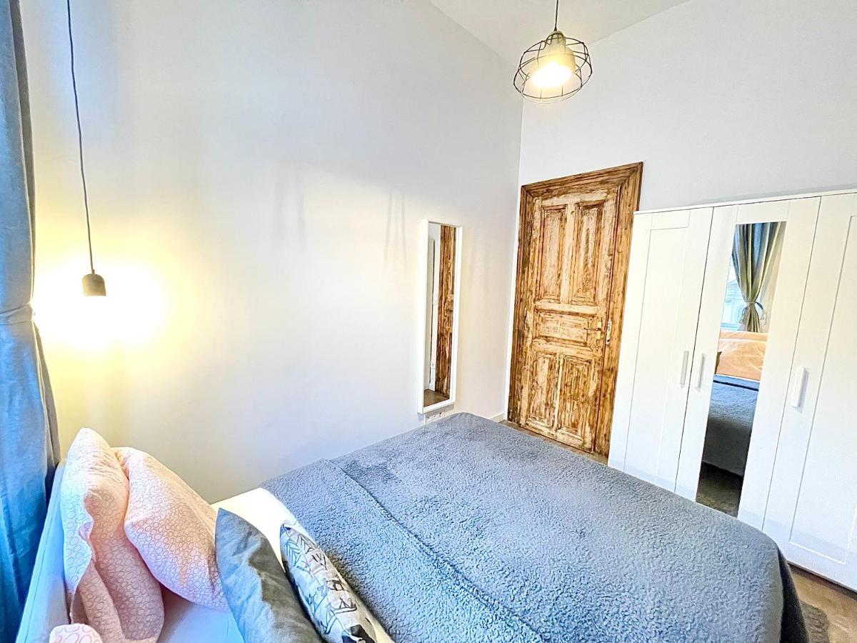 Dream Romance Residency - Finnish Sauna Boedapest Buitenkant foto
